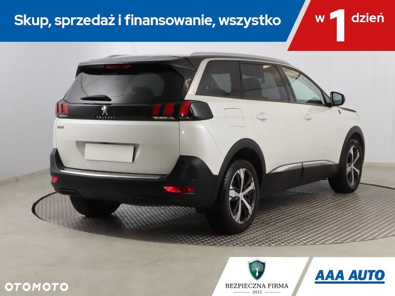 Peugeot 5008 - 6