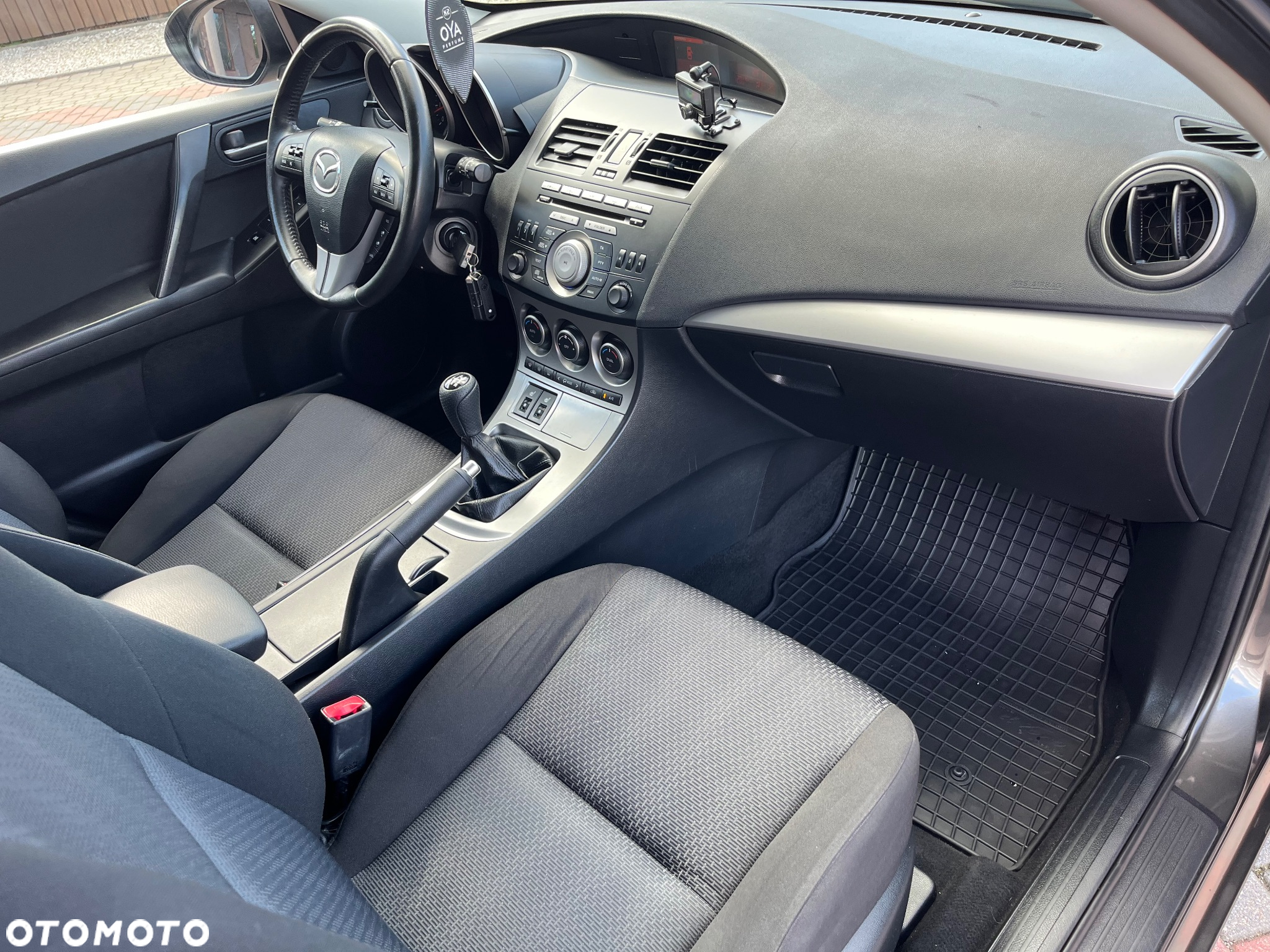 Mazda 3 1.6 Sport Active - 8