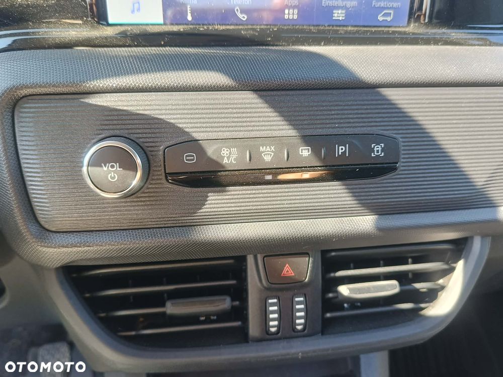 Ford Tourneo Courier 1.0 EcoBoost Trend - 20