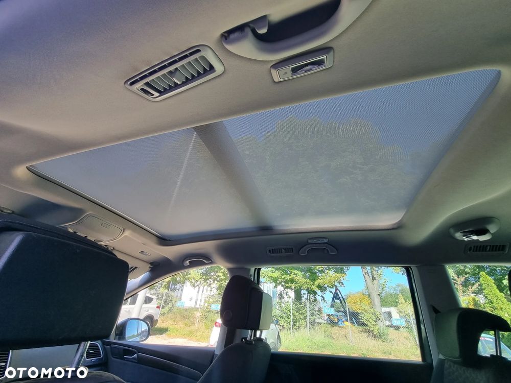 Volkswagen Sharan - 26