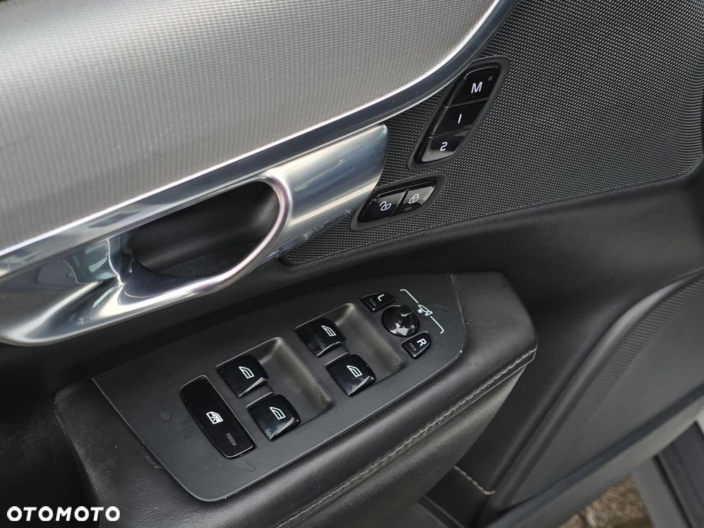 Volvo V90 D5 SCR AWD Inscription - 12