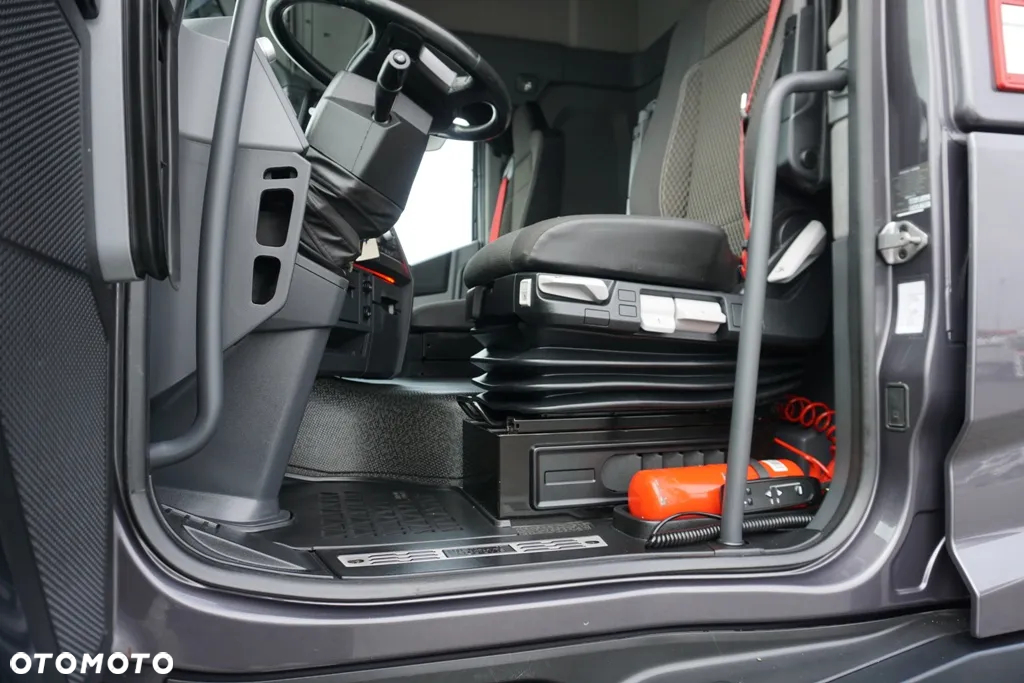 Renault T 460 / EURO 6 / ACC / SLEEPER CAB - 28