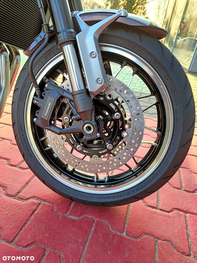 Kawasaki Z 900 RS - 20