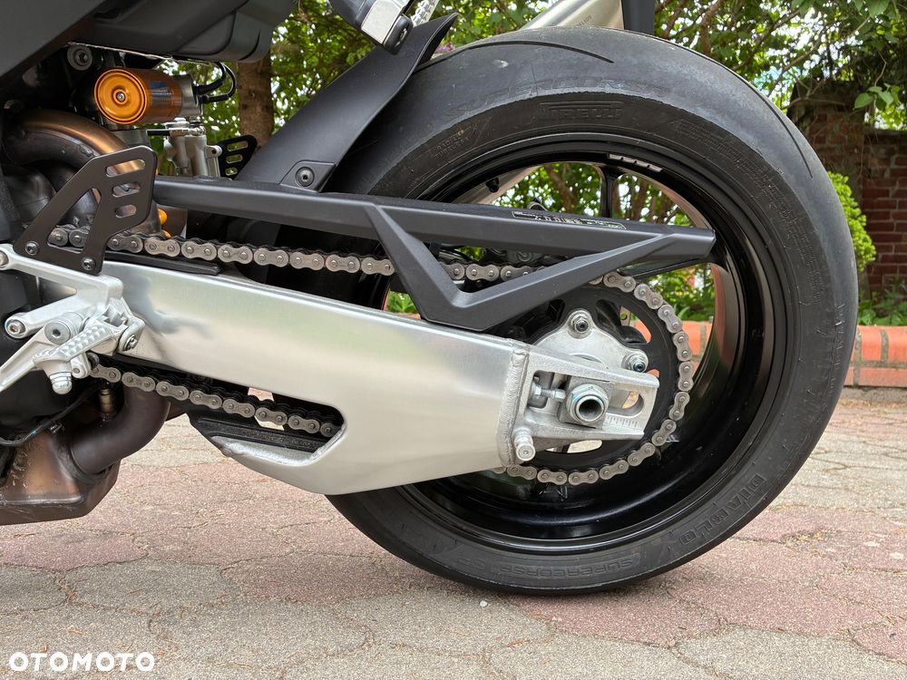 Aprilia Tuono - 6