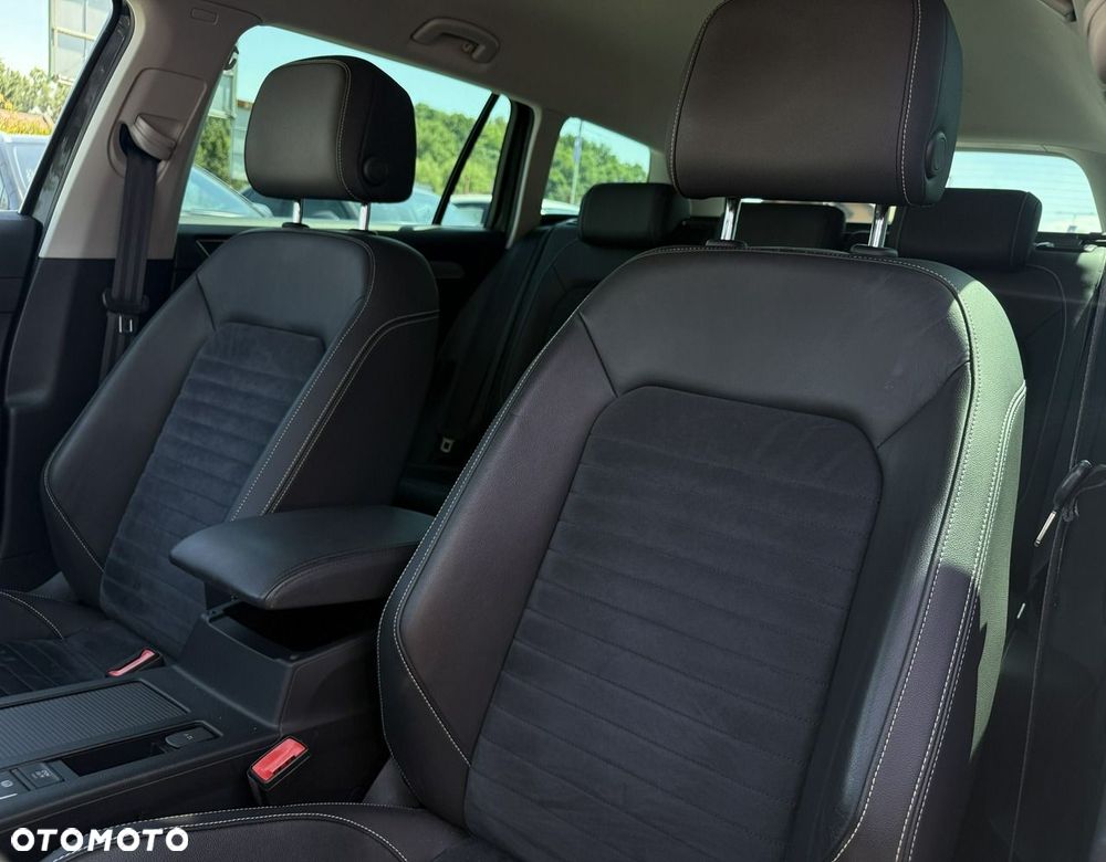Volkswagen Passat 2.0 TSI Elegance DSG - 11