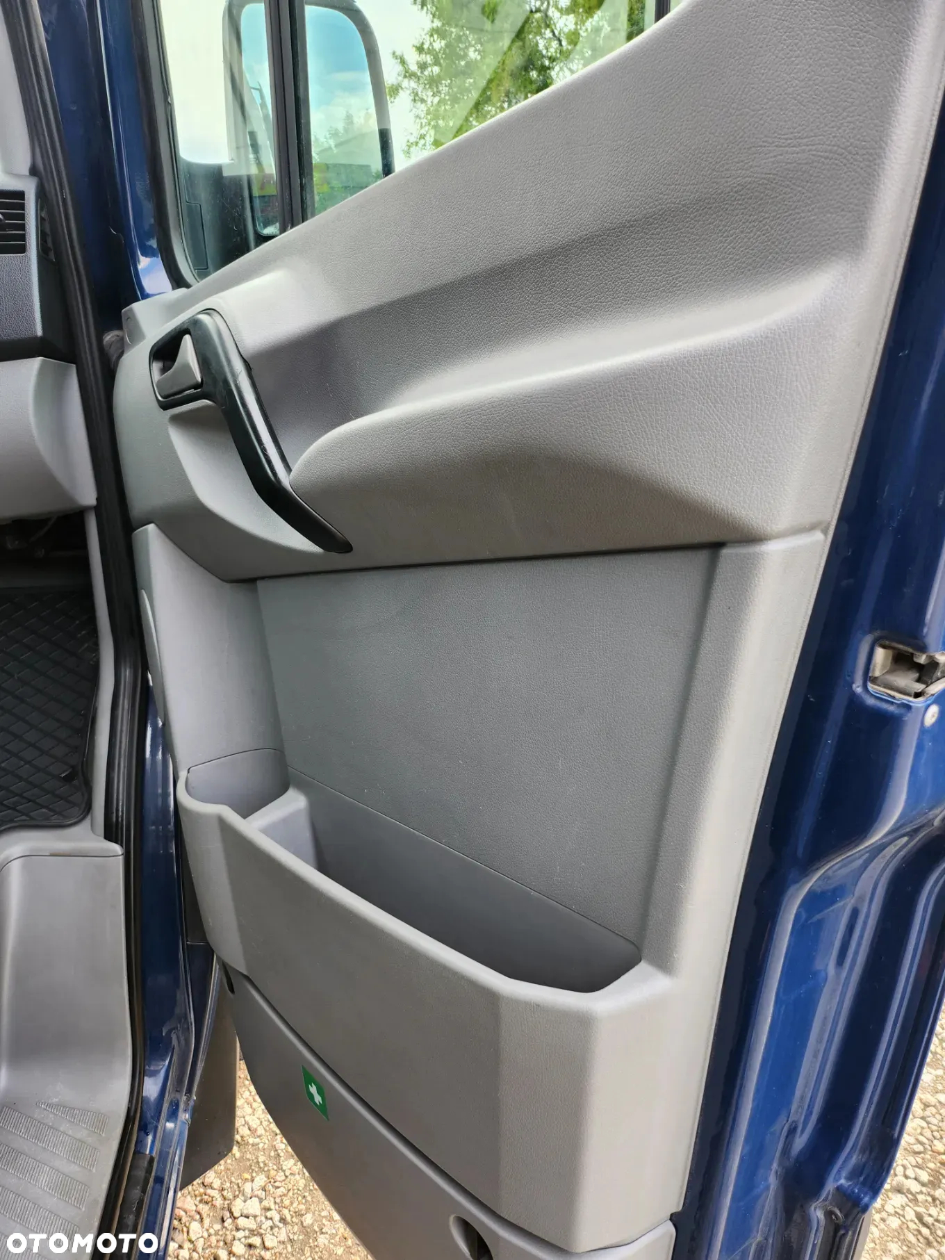 Mercedes-Benz Sprinter 319 CDI 906.235 - 12