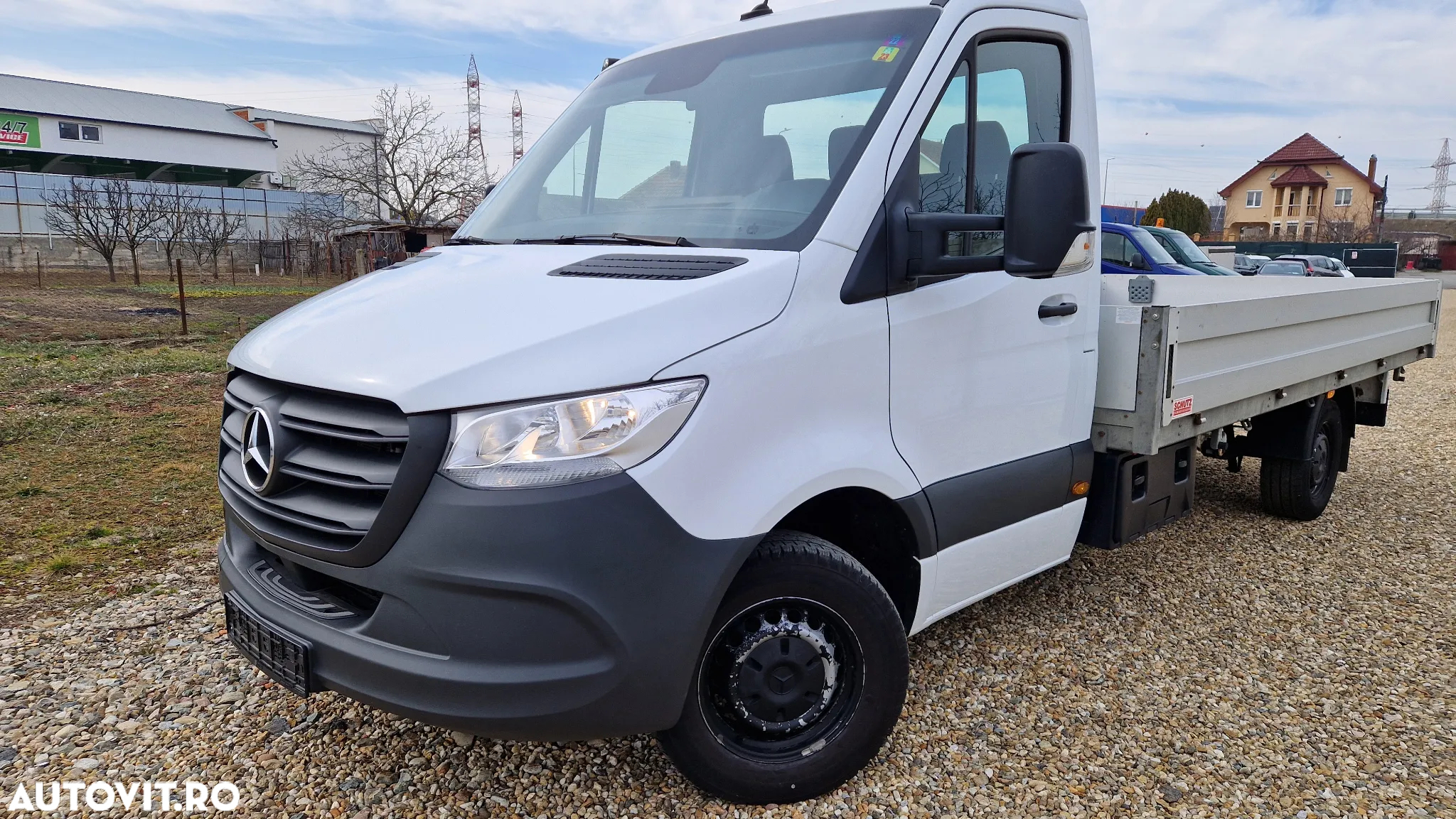 Mercedes-Benz Sprinter - 14