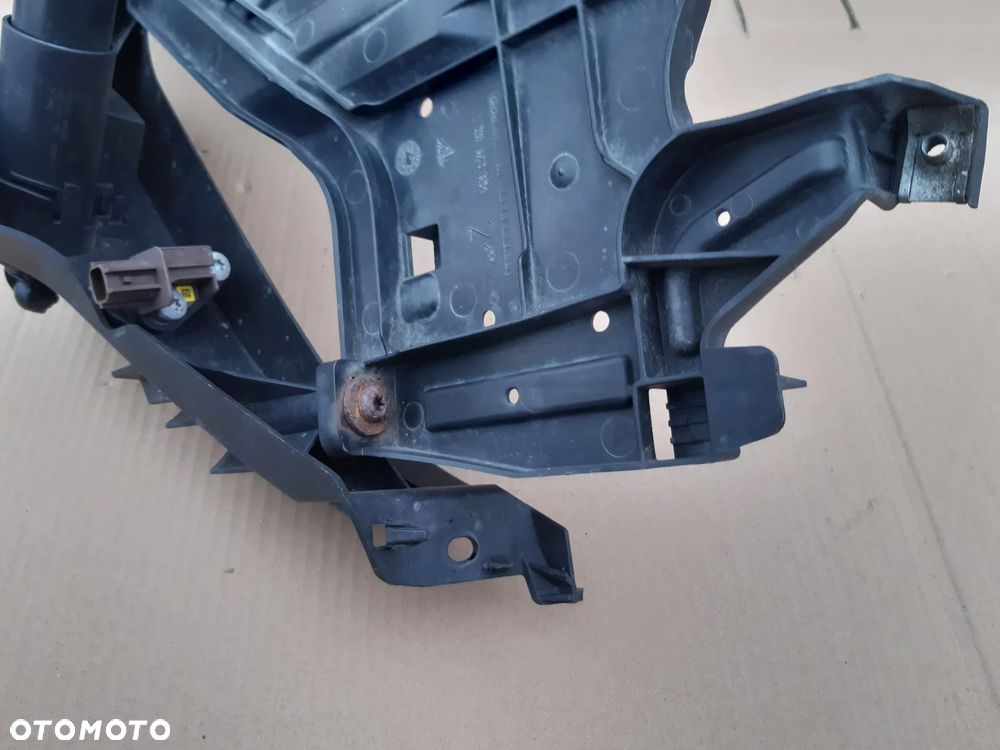 AUDI A4 B8 ŚLIZG MOCOWANIE LAMPY PRAWY PRZÓD 8K0805608R - 9