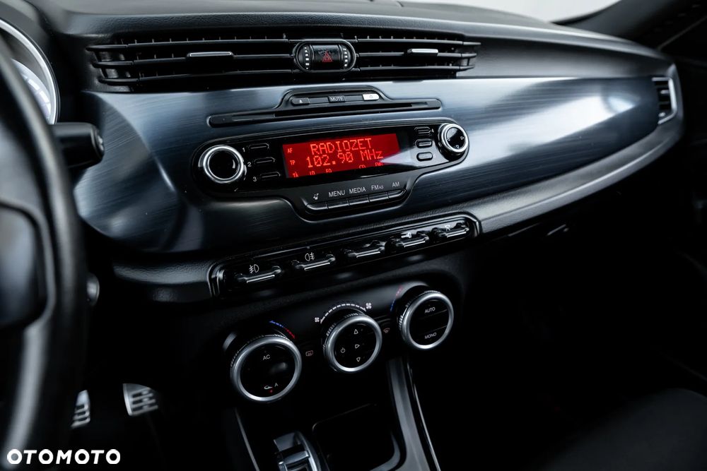 Alfa Romeo Giulietta 1750 TBi Quadrifoglio Verde - 27