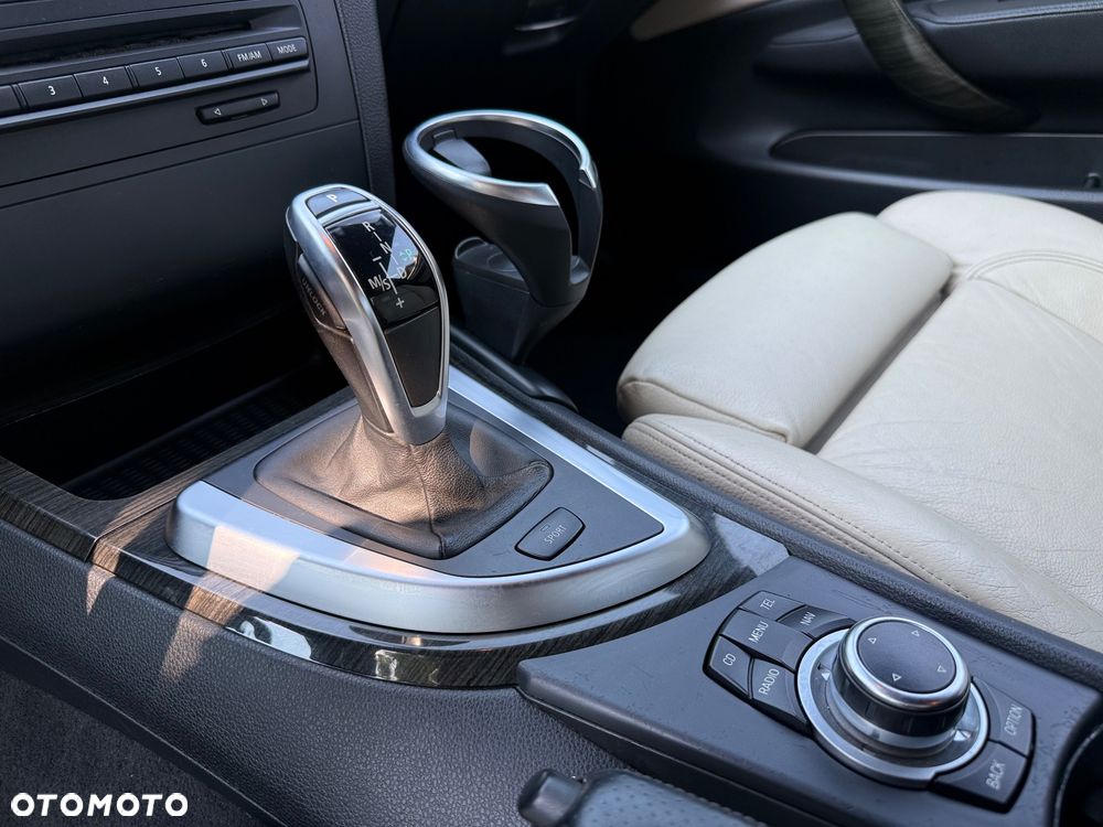 BMW Seria 1 135i Limited Edition Lifestyle mit M Sportpaket - 17