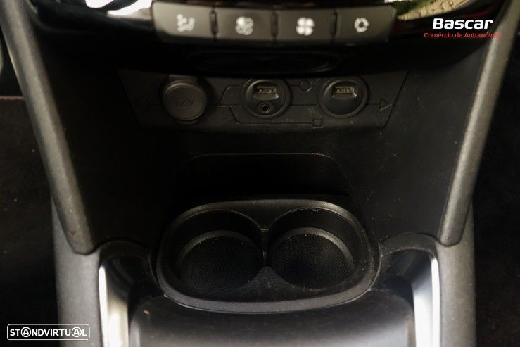 Peugeot 208 1.6 THP GTi - 54