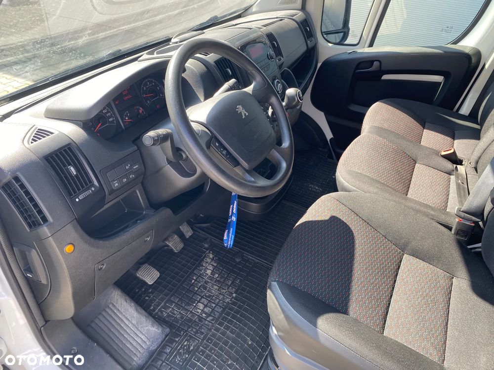 Peugeot BOXER Brygadówka (DOKA) + Skrzynia otwarta - 19