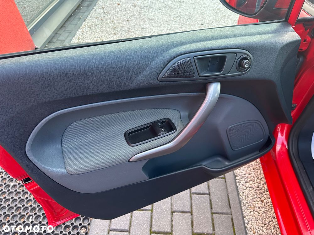 Ford Fiesta 1.4 Autom Trend - 20