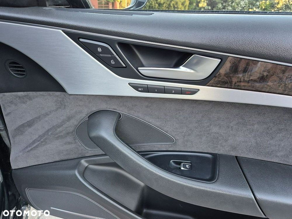 Audi A8 4.2 TDI DPF quattro tiptronic - 21