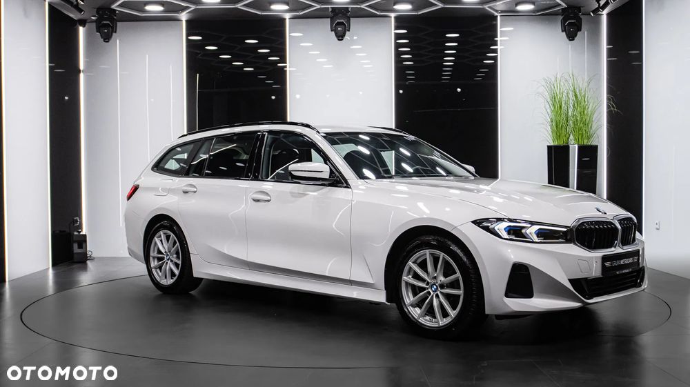 BMW Seria 3 318i Sport Line - 9