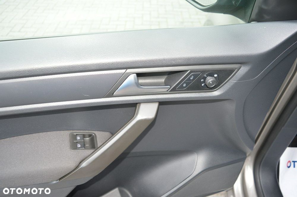 Volkswagen Caddy Maxi 2.0 TDI - 29