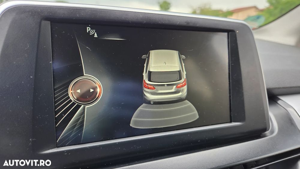 BMW Seria 2 216d Aut. Sport Line - 40
