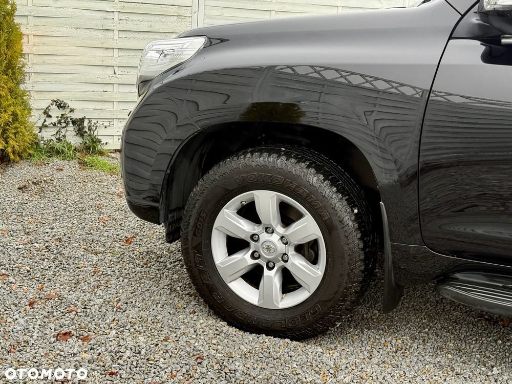 Toyota Land Cruiser LC 2.8 D-4D Premium - 21