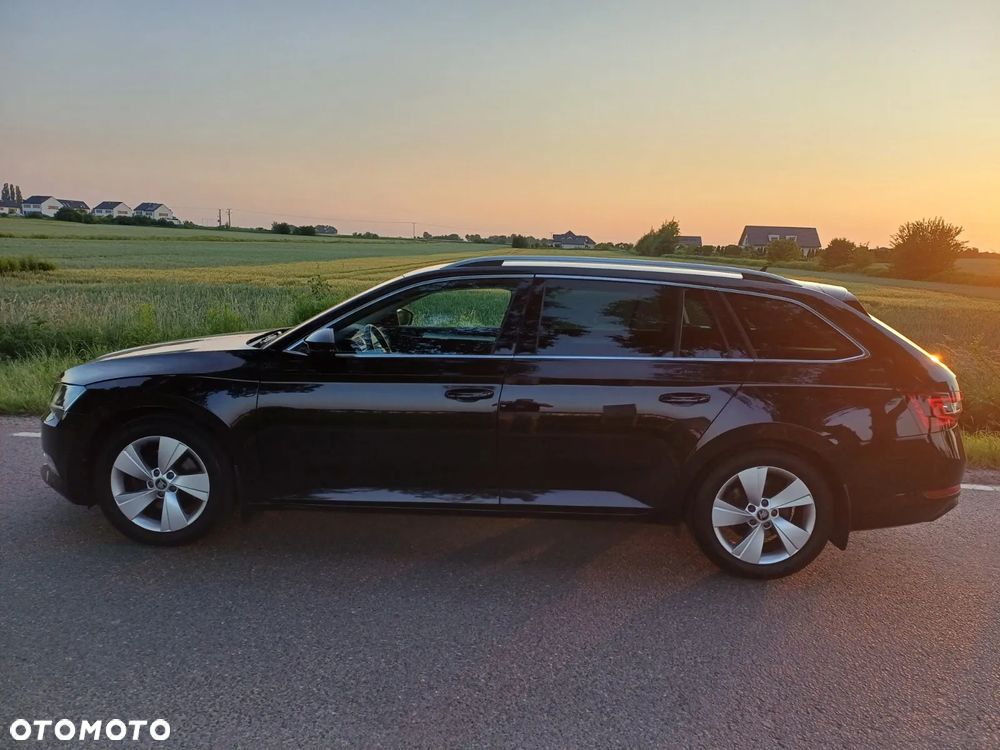 Skoda Superb 2.0 TDI Ambition - 10