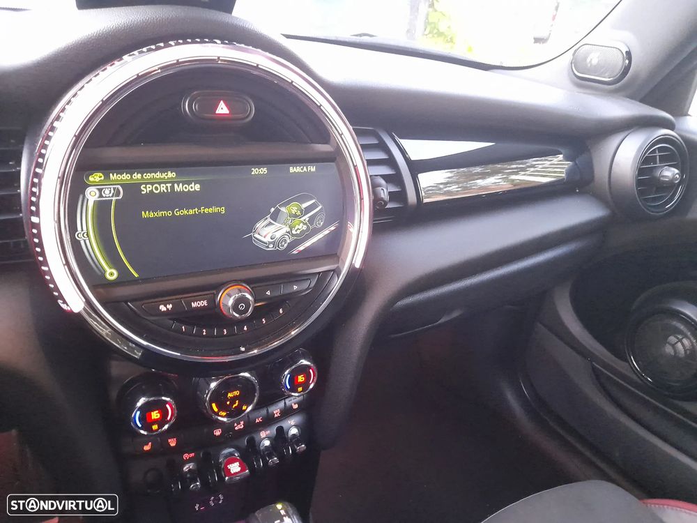 MINI 3 Portas John Cooper Works Auto Desportiva - 15