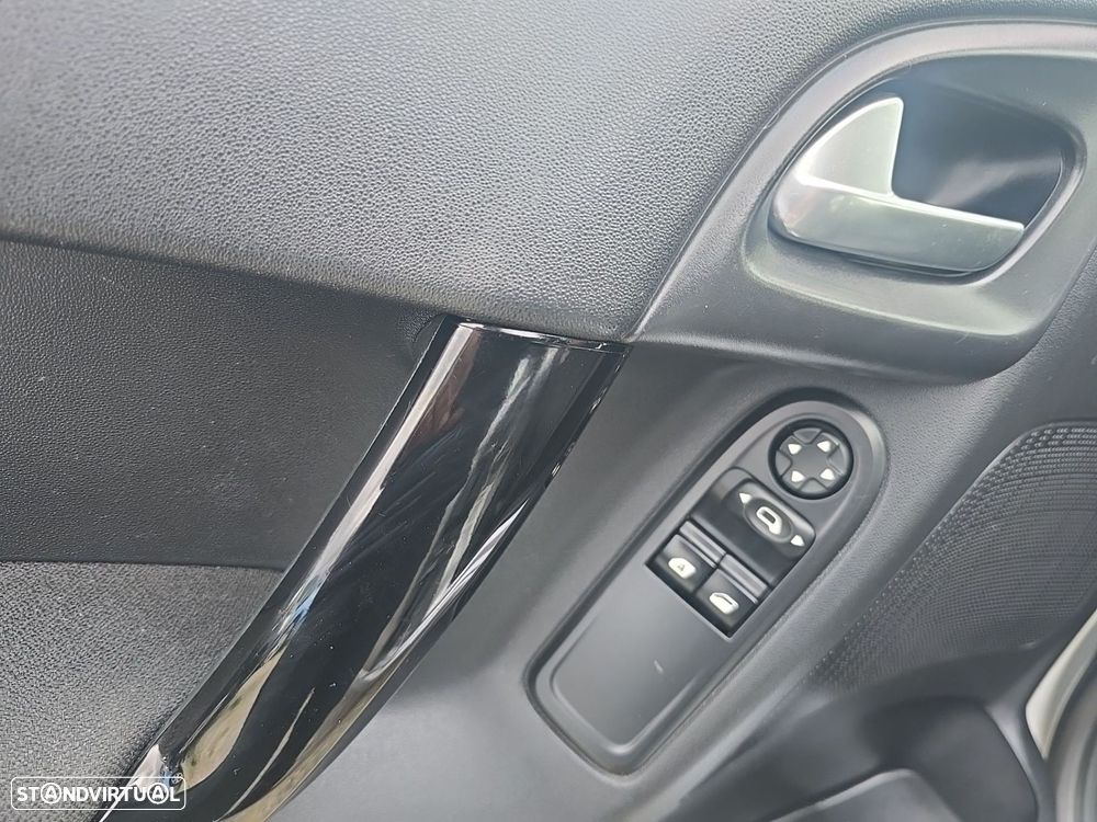 Citroën C3 1.0 PureTech Confort - 13