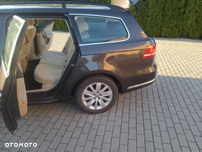 Volkswagen Passat 1.6 TDI Comfortline - 9
