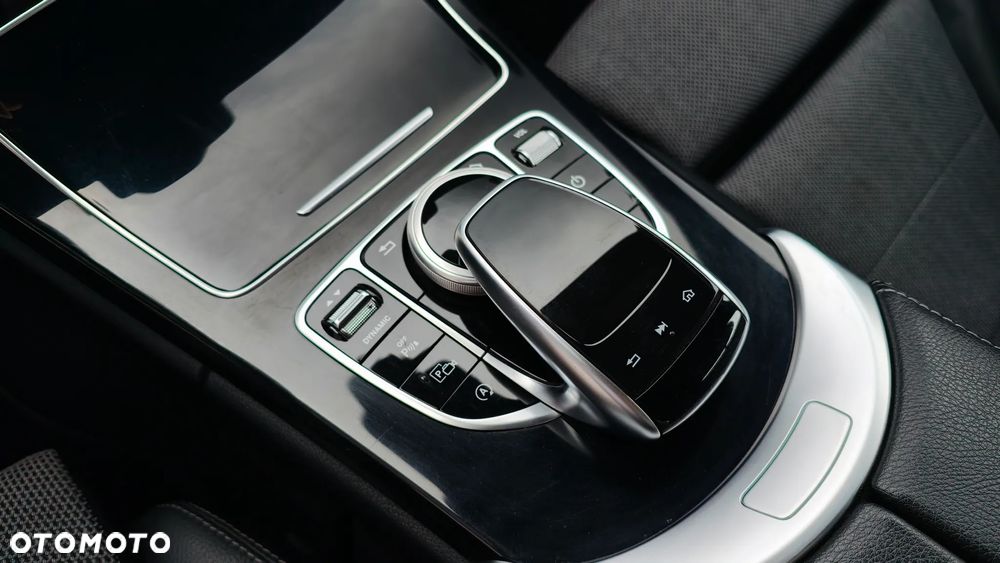 Mercedes-Benz Klasa C 220 d 9G-TRONIC Avantgarde - 29