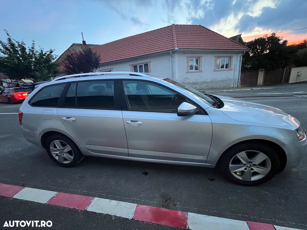 Skoda Octavia 1.6 TDI GREENLINE - 4