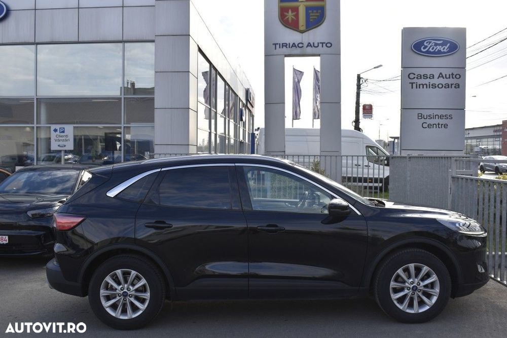 Ford Kuga - 8