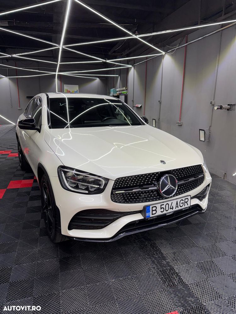 Mercedes-Benz GLC 200 4MATIC 9G-TRONIC AMG Line - 1