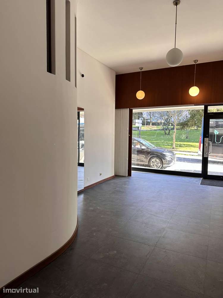 Showroom, Comercial com Montra, Bonfim - Grande imagem: 2/25