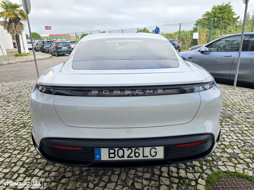 Porsche Taycan 4S bateria Performance Plus - 4