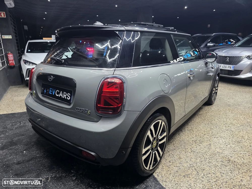 MINI 3 Portas Cooper SE Premium Extra Essential - 3