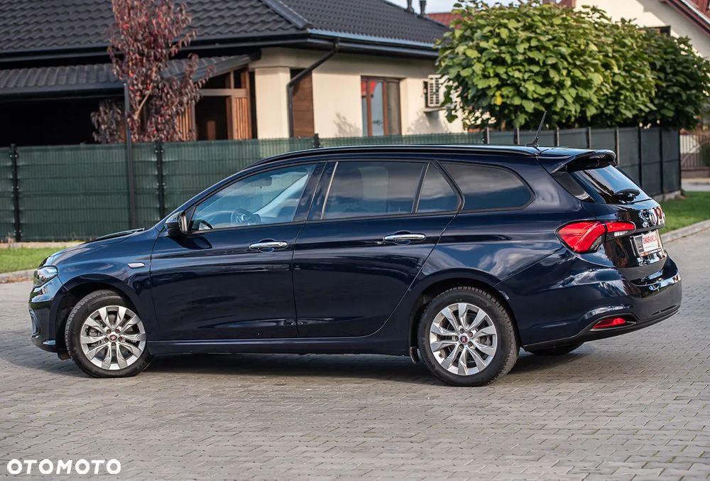 Fiat Tipo Kombi 1.4 16V Lounge - 10