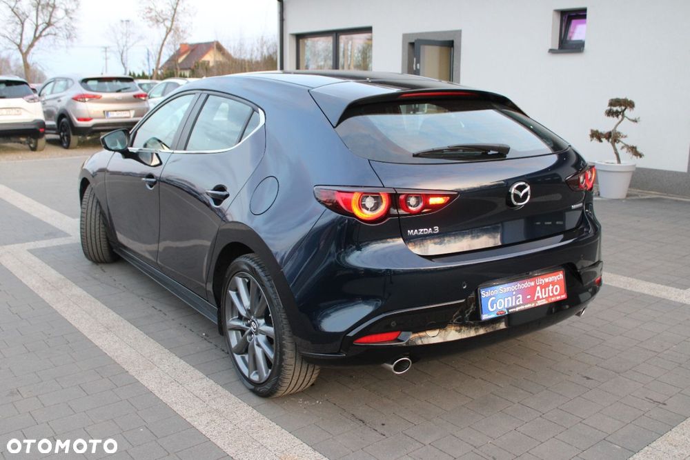 Mazda 3 - 5