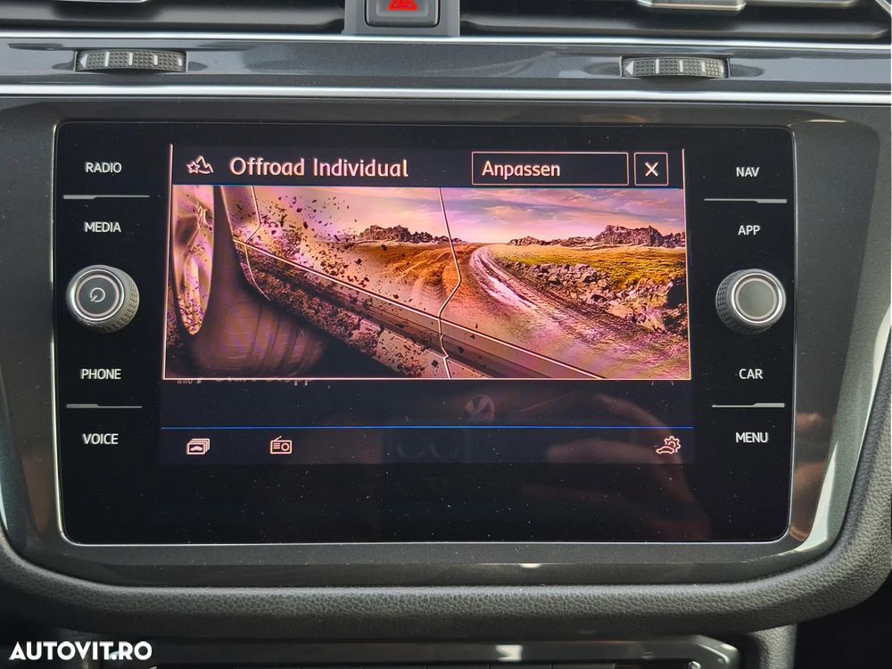 Volkswagen Tiguan 2.0 TDI SCR 4MOTION (BlueMotion Techn.) DSG Comfortline - 25