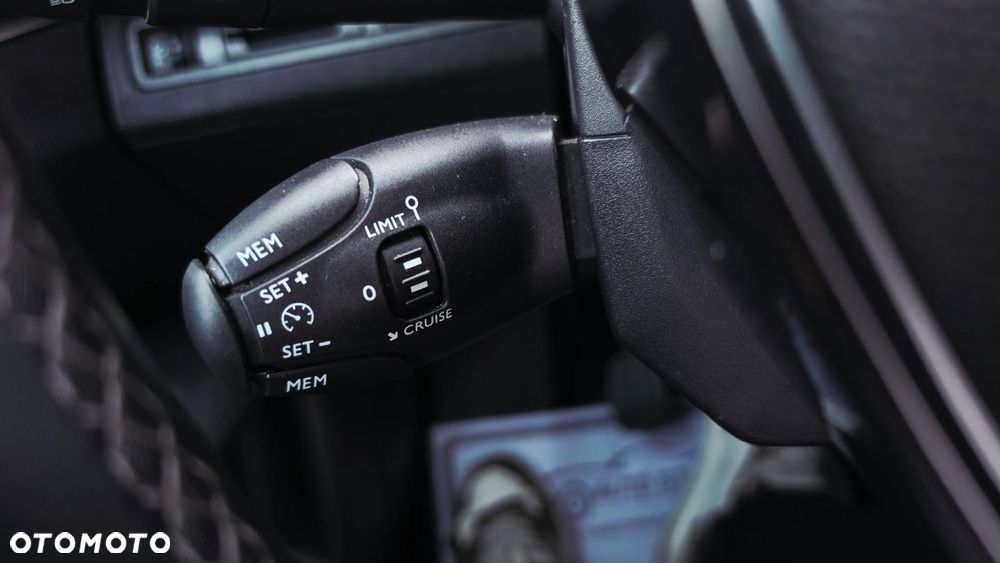Peugeot 3008 - 21