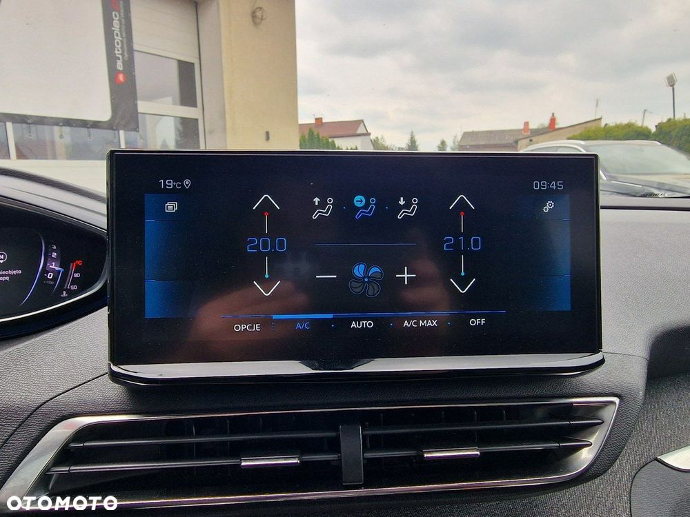 Peugeot 3008 1.5 BlueHDi Allure S&S EAT8 - 31