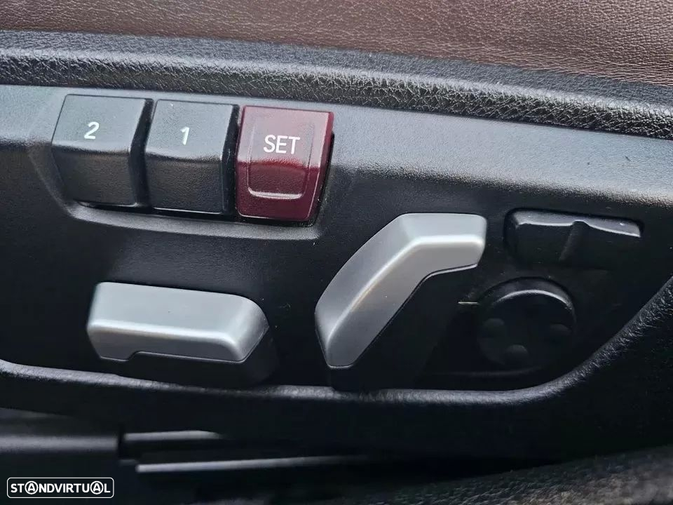 BMW M4 Auto - 26