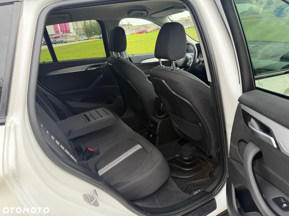 BMW X1 xDrive18d Sport - 18