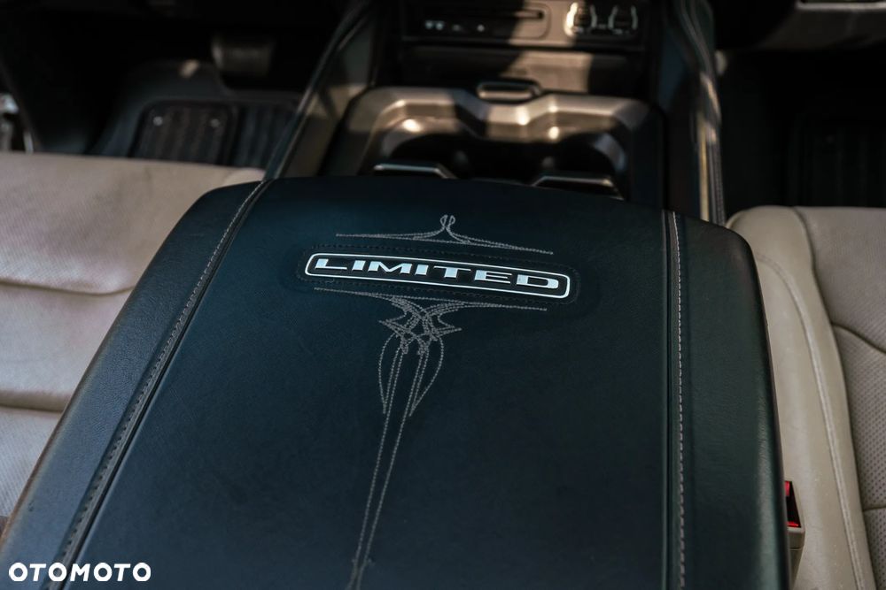 RAM 1500 Crew Cab Limited - 25