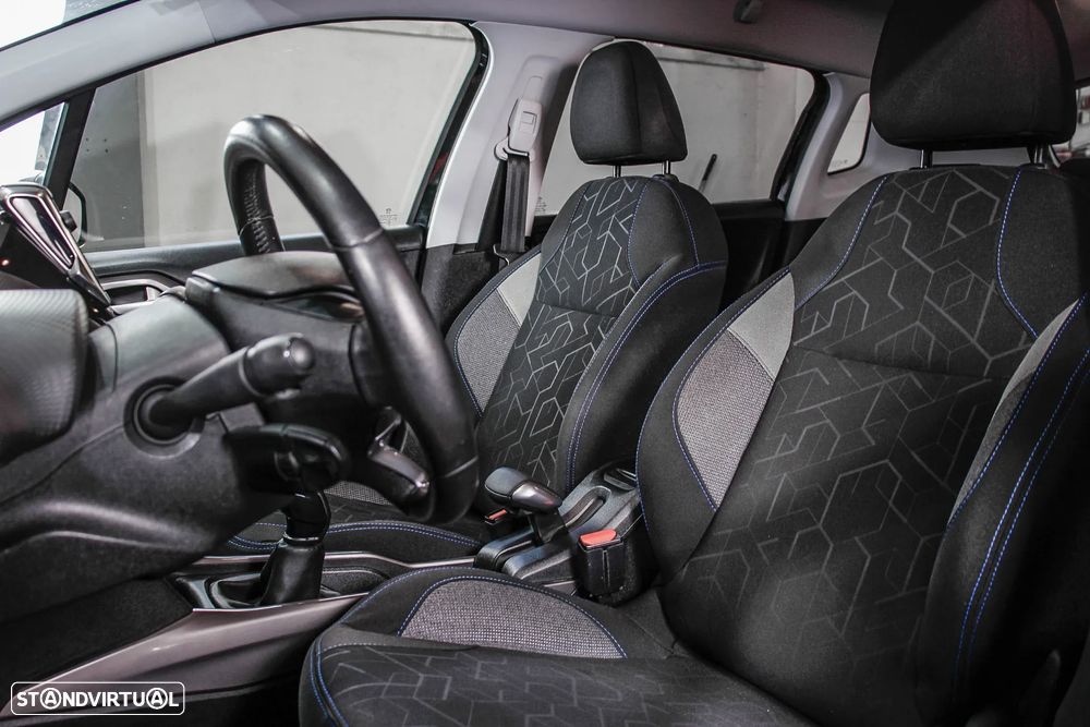 Peugeot 2008 1.6 BlueHDi Style - 9