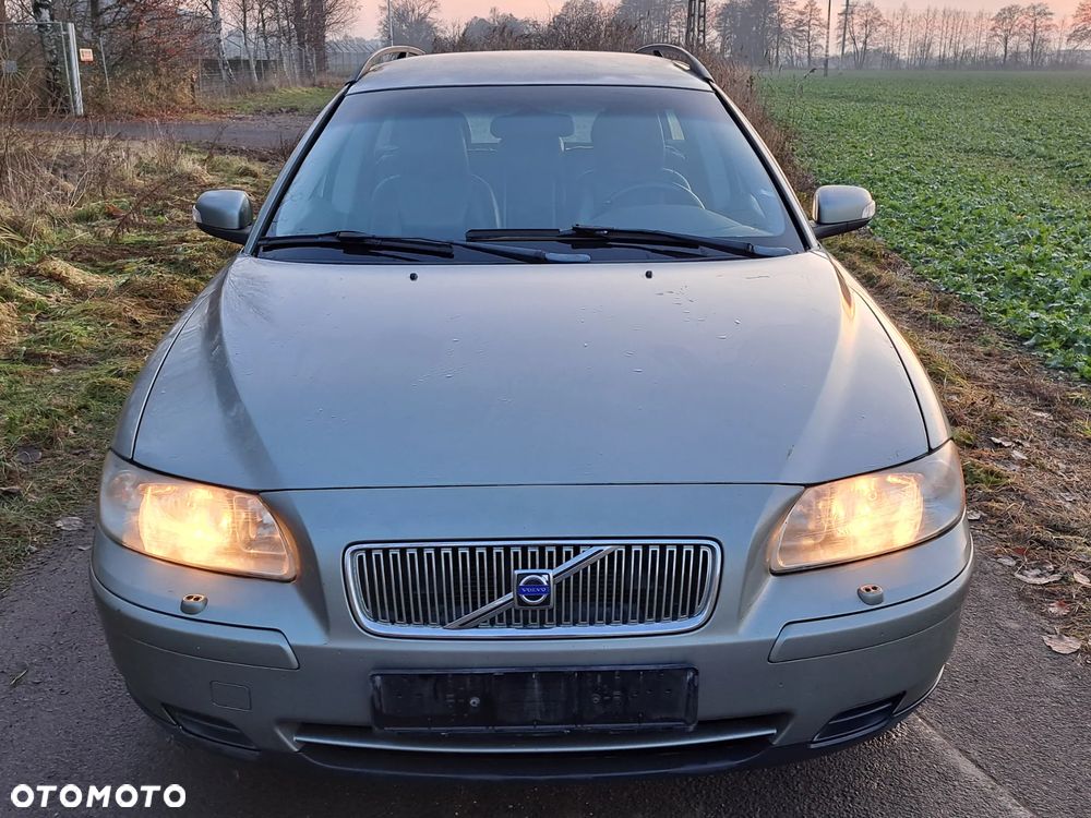 Volvo V70 2.4 Kinetic - 21