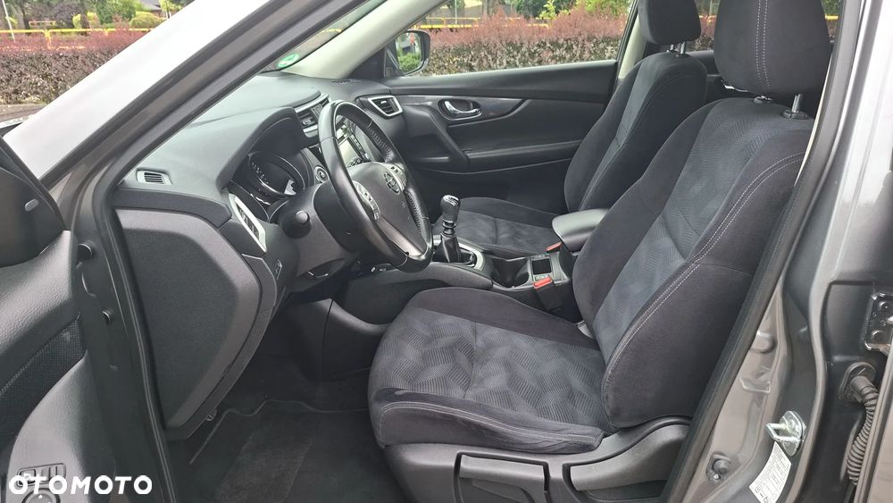 Nissan X-Trail - 10