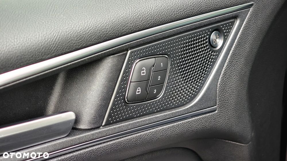 Ford Edge - 16