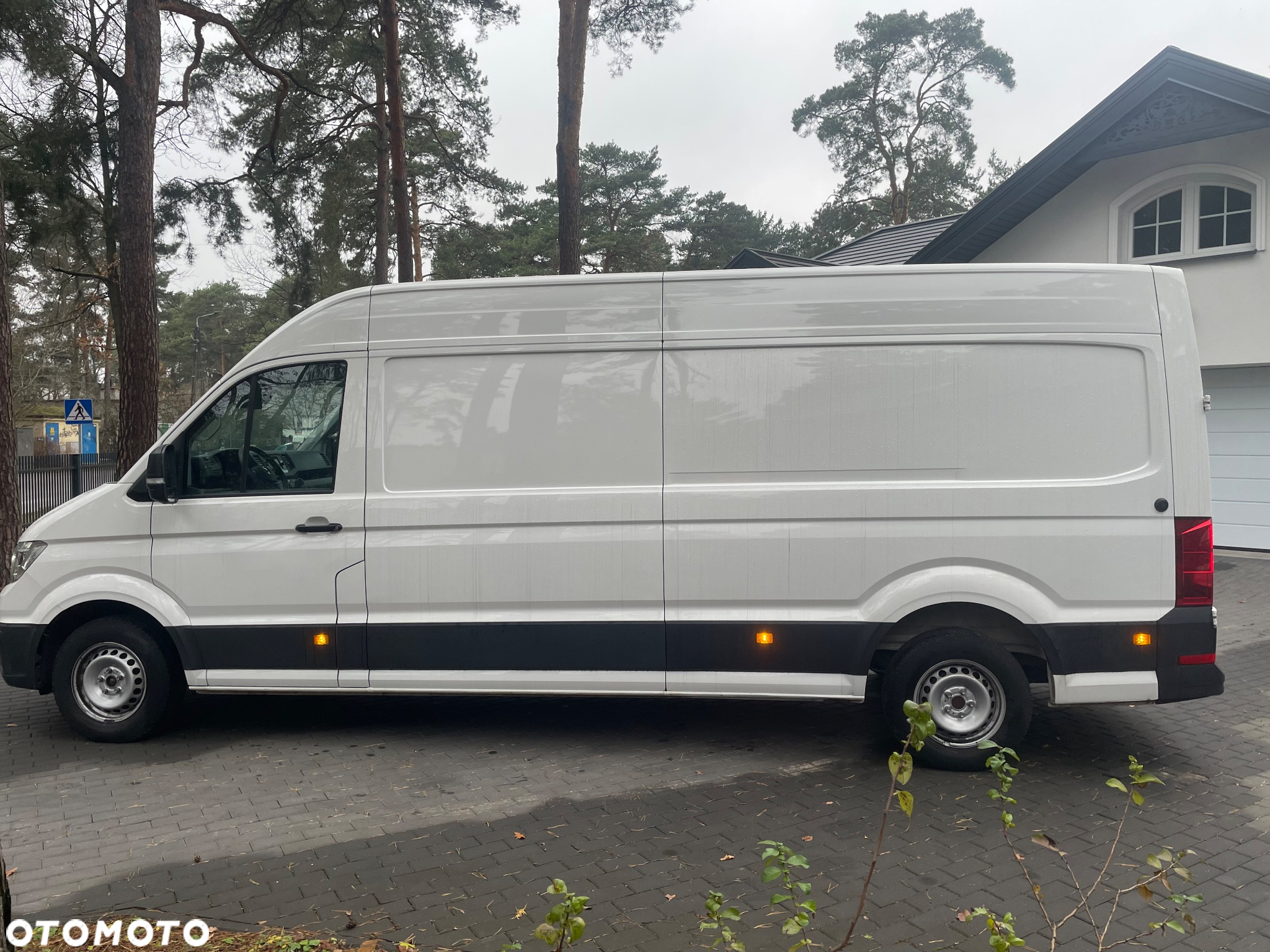 Volkswagen Crafter - 11