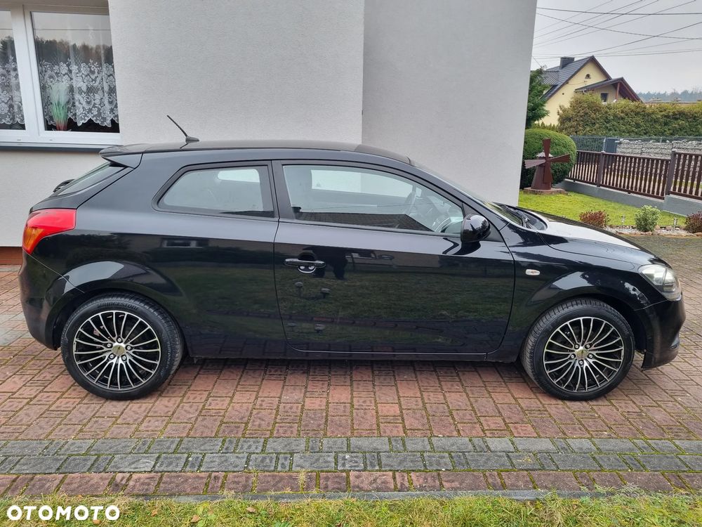 Kia ProCeed Pro_cee'd 1.4 Comfort + - 13