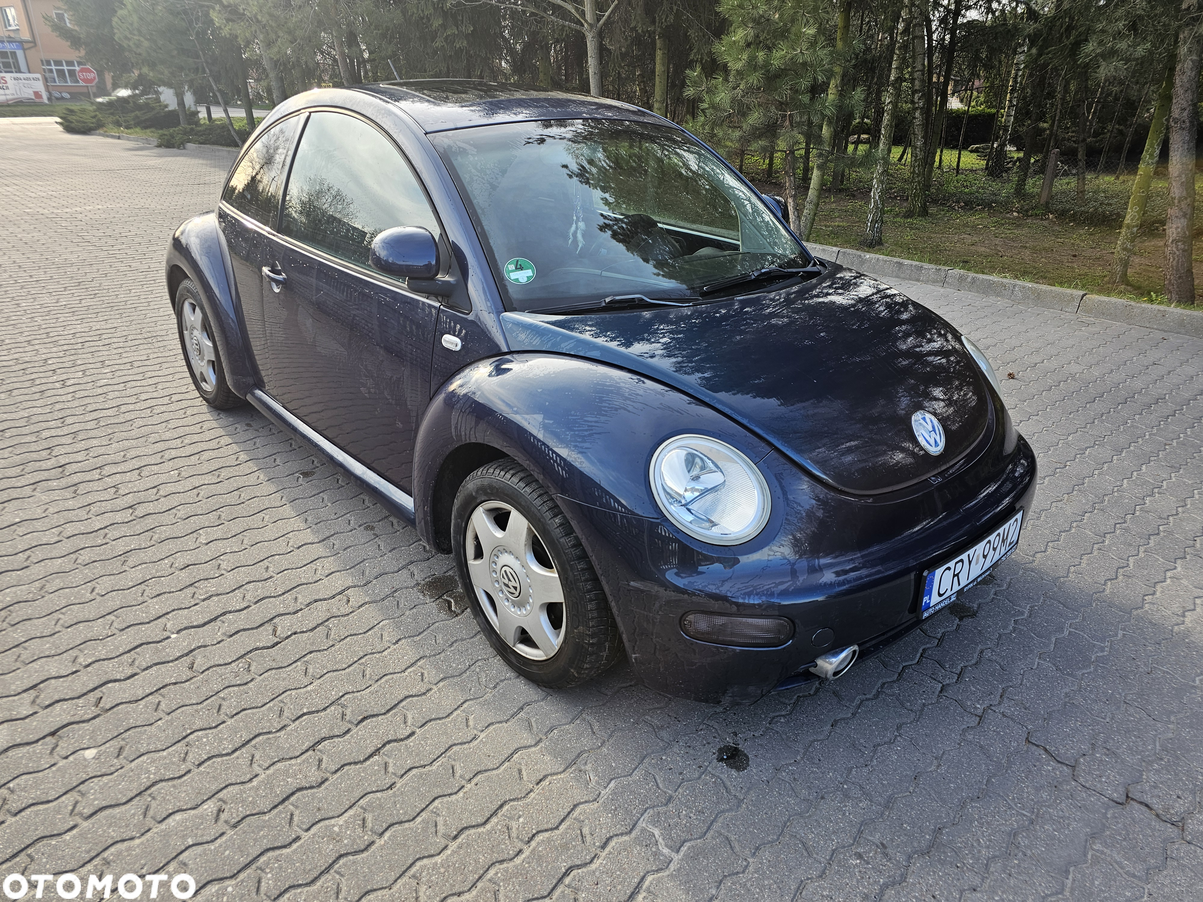 Volkswagen New Beetle - 2