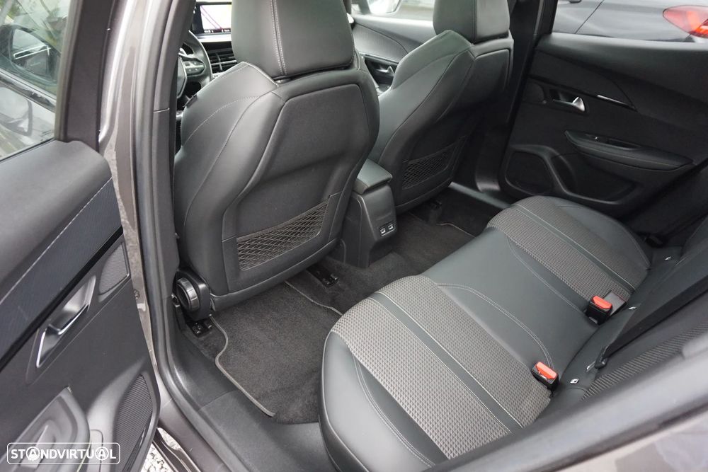 Peugeot 2008 1.5 BlueHDi GT Line EAT8 - 15