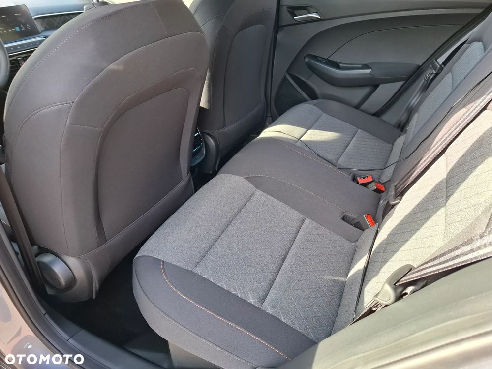 MG MG3 1.5 HEV+ Excite - 8